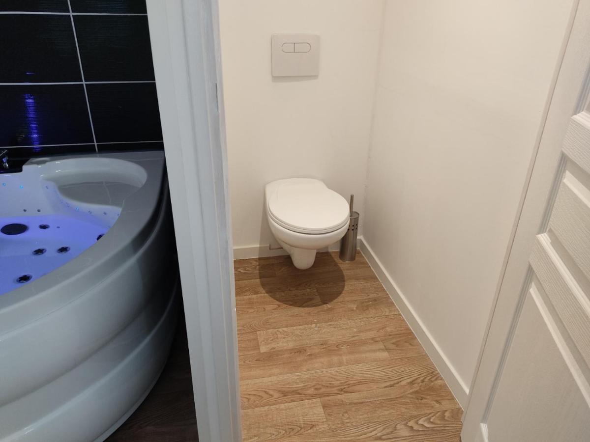 Ng Suitehome - Lille I Roubaix Centre I Coq Francais - Balneo - Netflix - Wifi Exteriör bild